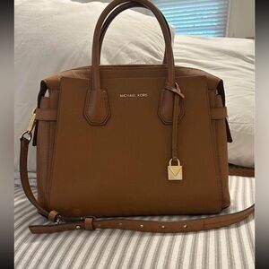 Michael Kors Brown Leather Handbag & matching wallet